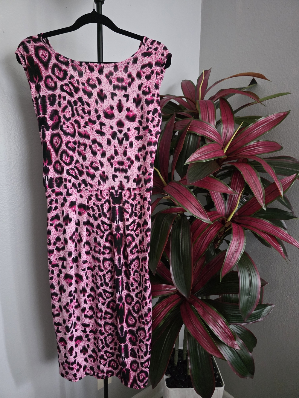 Jon & anna New York Pink Leopard Print Faux Wrap Midi Dress Size S - Picture 4 of 6